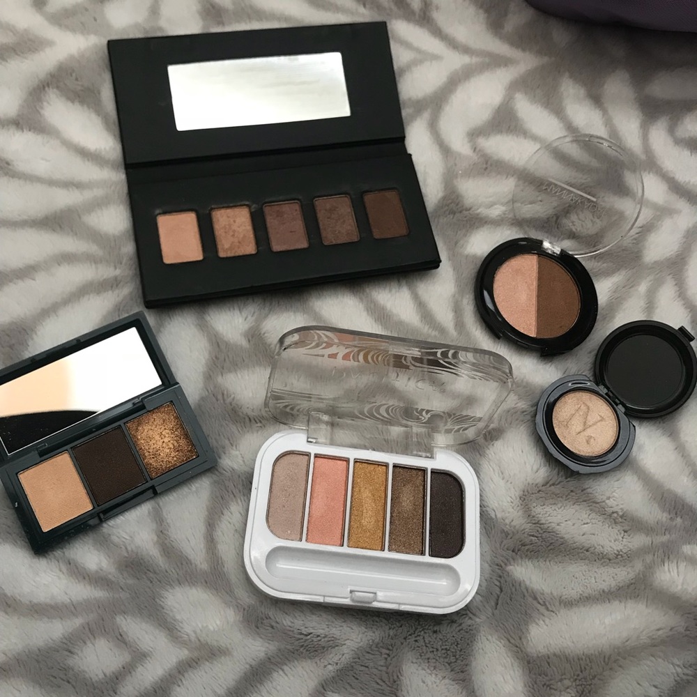 Misc Eyeshadow Palette